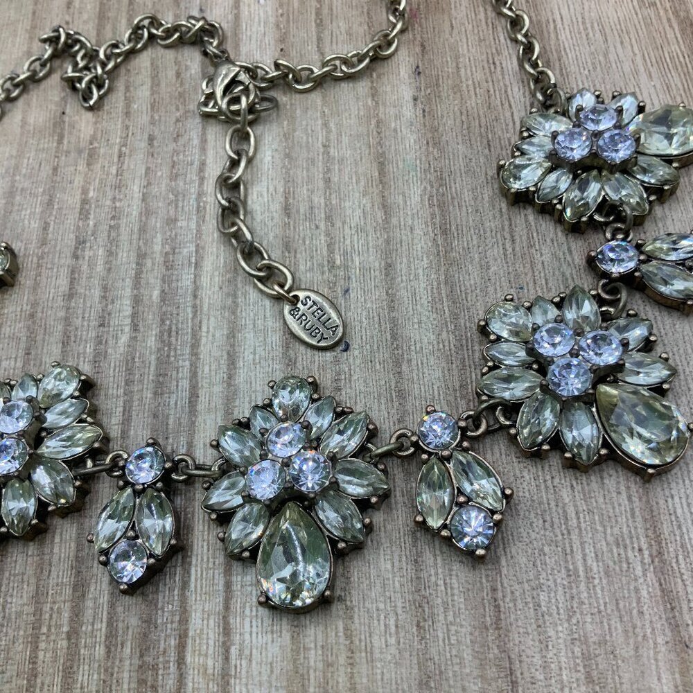 Stella & Ruby Clear Yellow Jeweled Rhinestone Gold Tone Collar Necklace